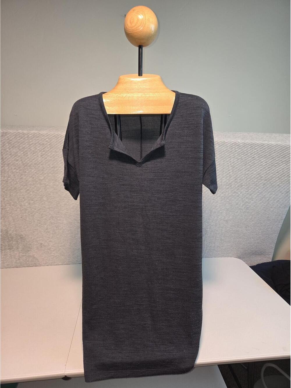 Old Navy Charcoal Gray Short Sleeve Dress Medium